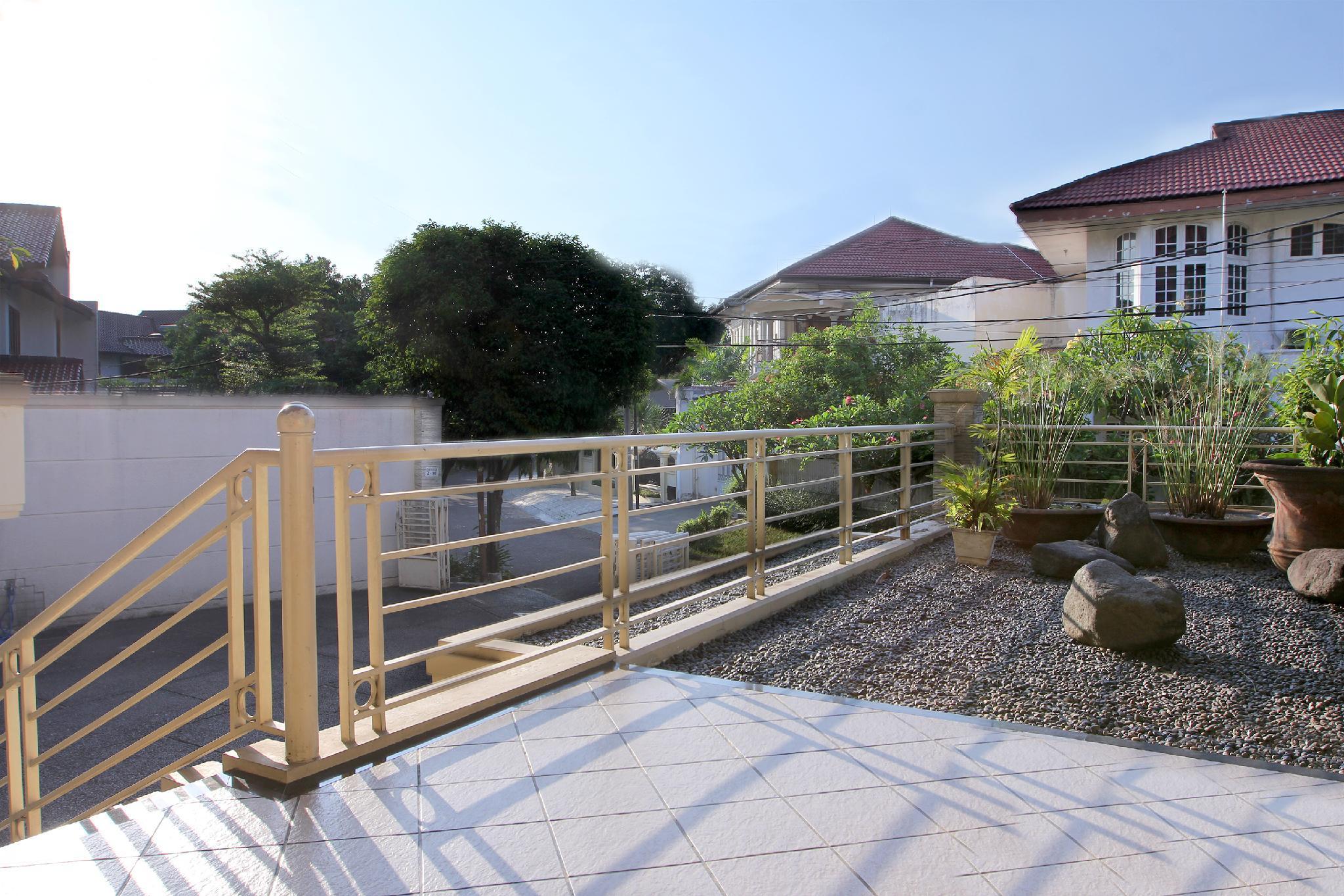 Super Oyo 123 Puri Lotus Hotel Jakarta Ngoại thất bức ảnh