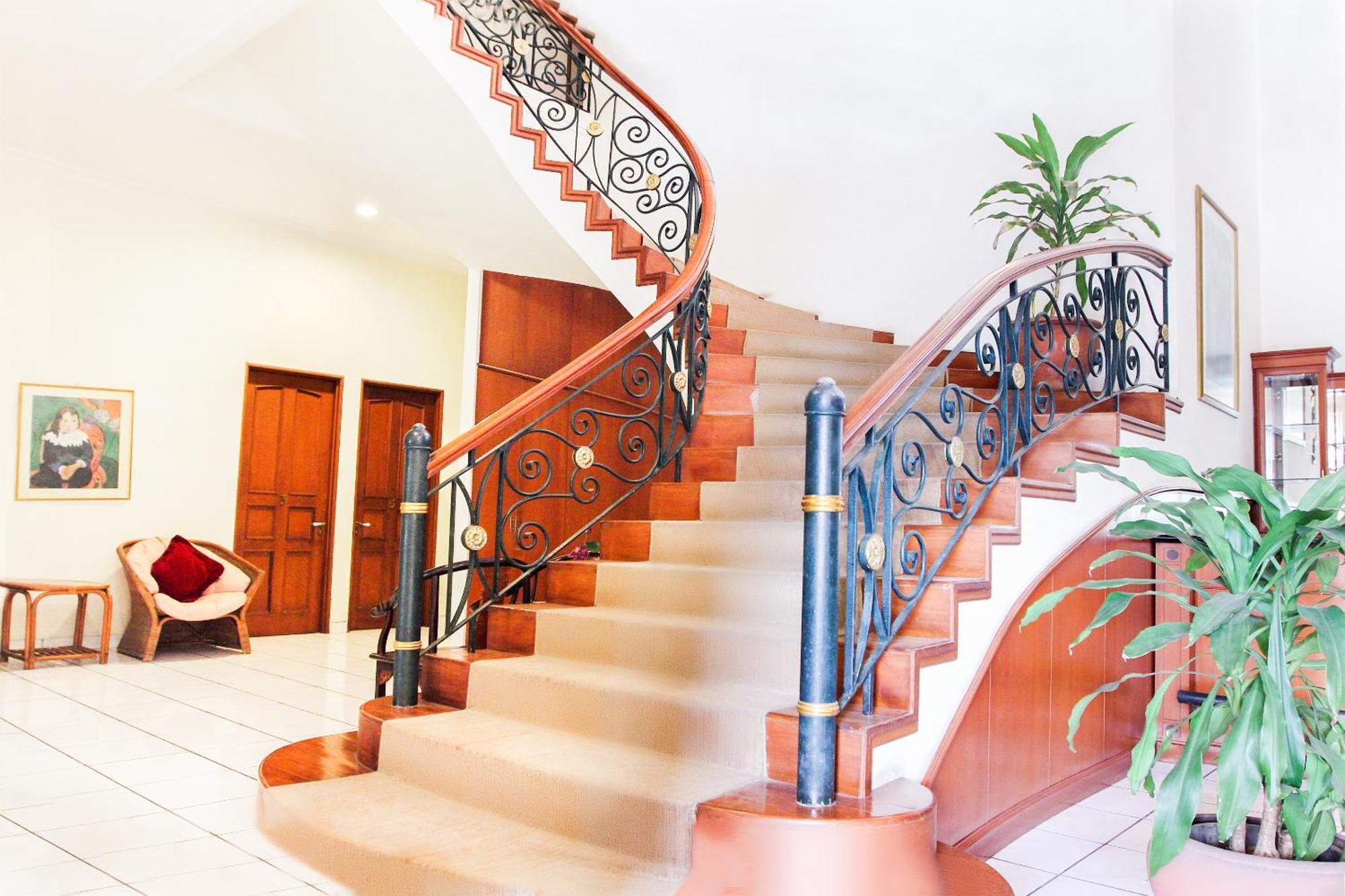 Super Oyo 123 Puri Lotus Hotel Jakarta Ngoại thất bức ảnh